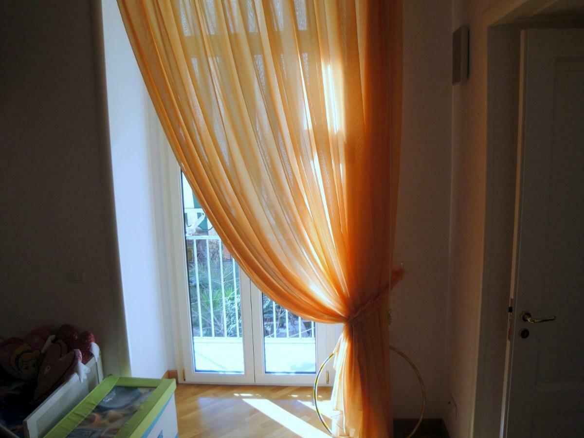 Mezzocannone Holiday House Napels Buitenkant foto