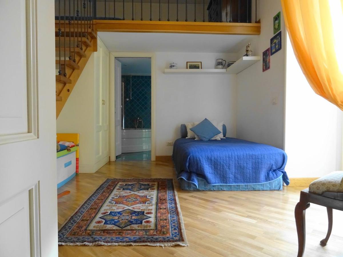 Mezzocannone Holiday House Napels Buitenkant foto